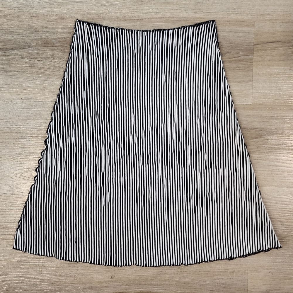 Haystacks Skirt